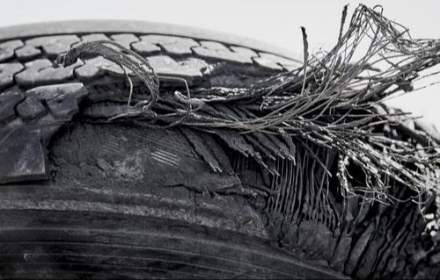 Featured graphic for: 5 Ways to Prove That a Tire Defect Caused Your Accident